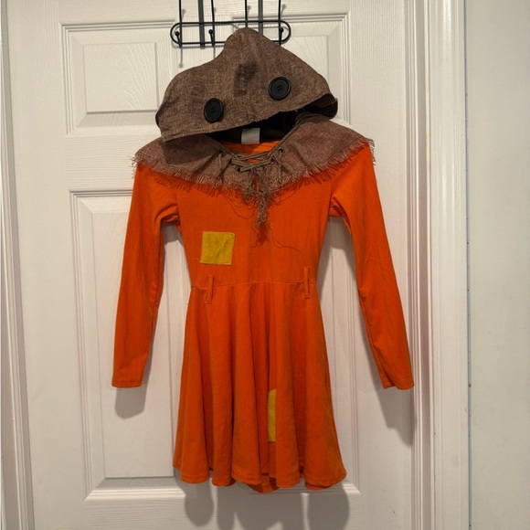 Spirit Halloween Sam Youth Dress Costume Size Medium and Bag Bundle. - Picture 3 of 6